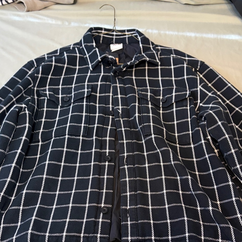 The North Face Men's Navy and White Grid Jacket